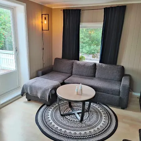 Koselig Hus I Det Gamle Fiskevaeret بيت للعطل *