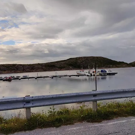 Koselig Hus I Det Gamle Fiskevaeret * Abelvaer